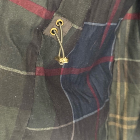 Barbour Millfire Hooded Quilted Jacket - Picture 9 of 16